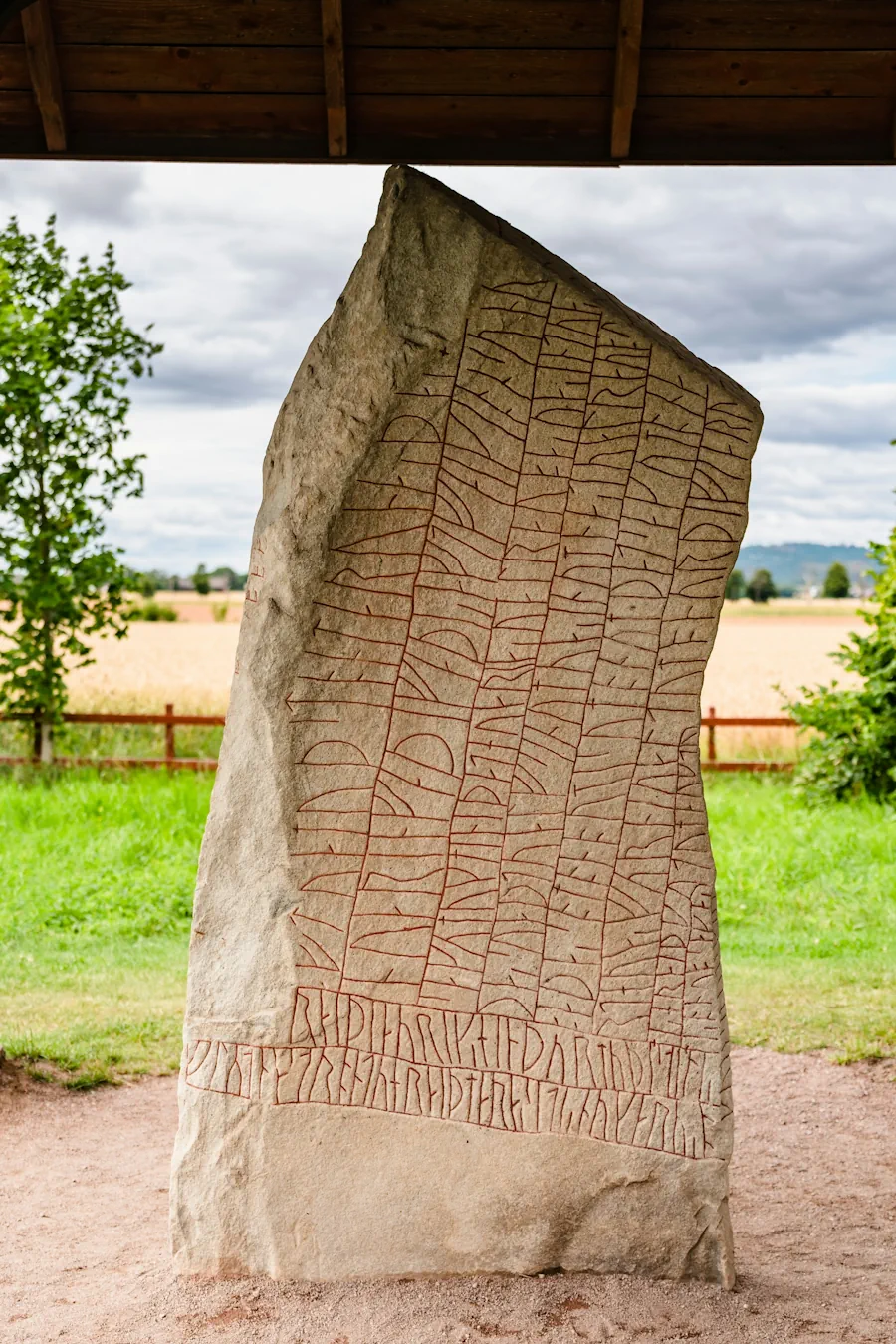 Rökstenens inristade runor